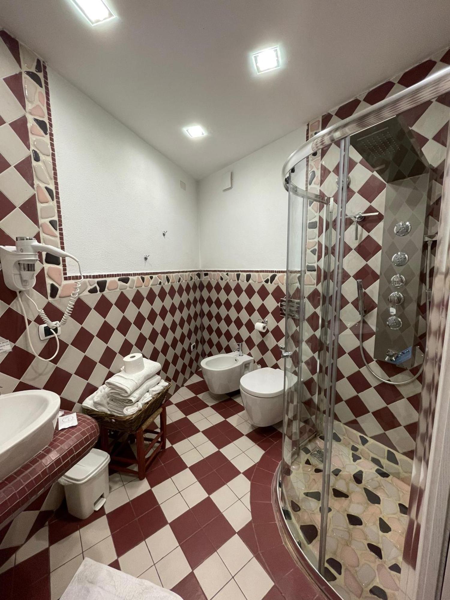 Ca' Du Batan Panzió Spotorno Kültér fotó