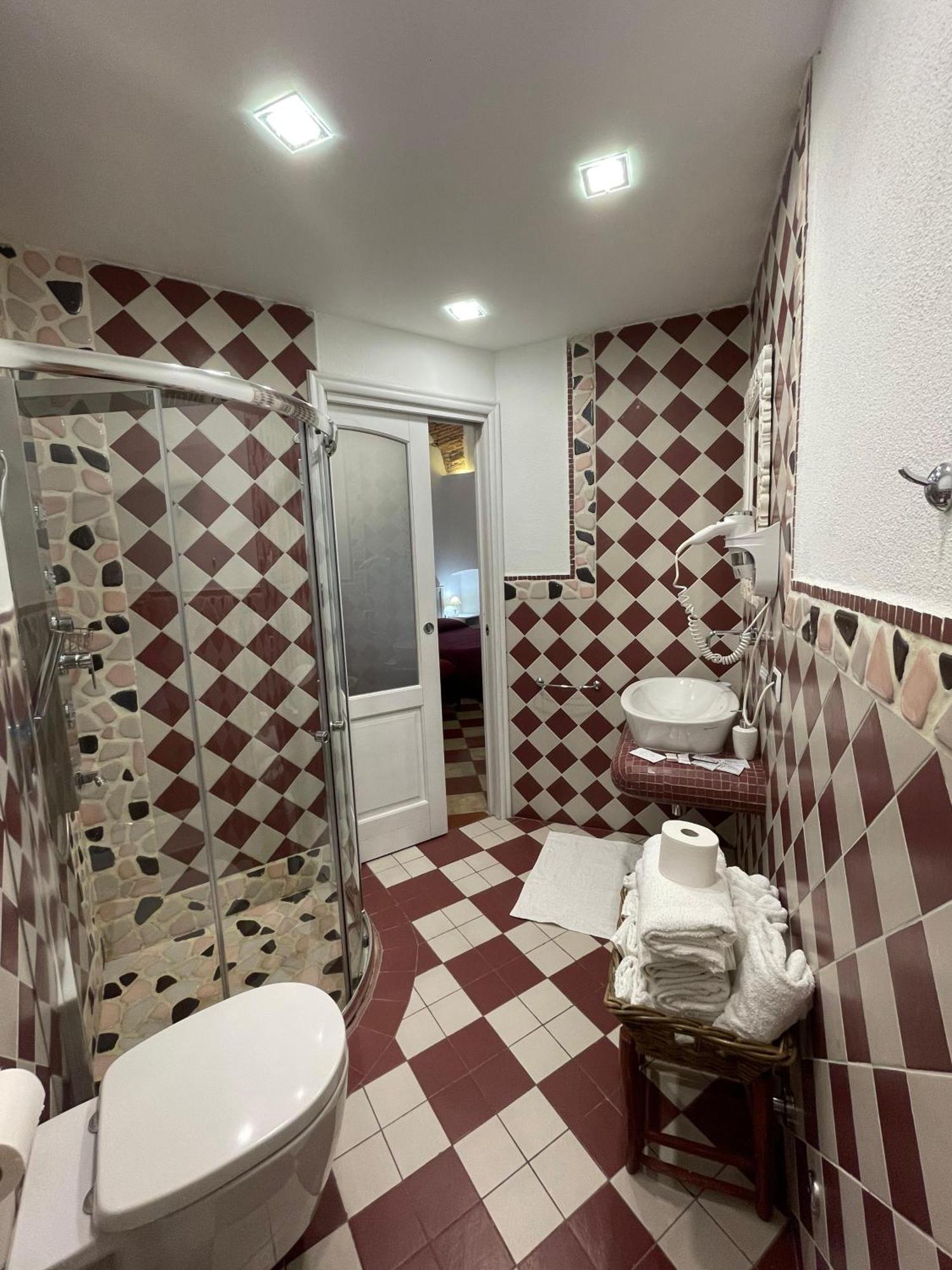 Ca' Du Batan Panzió Spotorno Szoba fotó