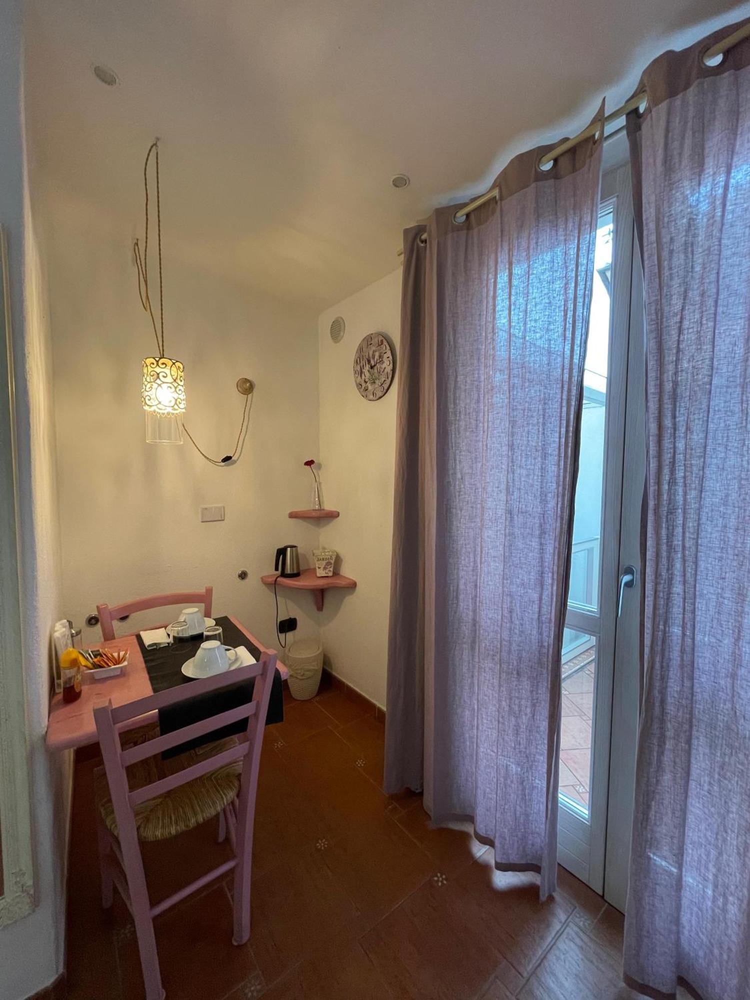 Ca' Du Batan Panzió Spotorno Kültér fotó